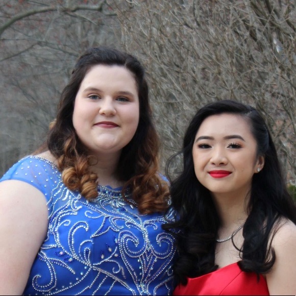 Meet your Posher, Hannah - Picture 1 of 1